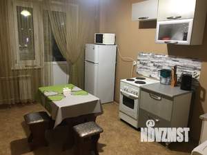 2-к квартира, посуточно, 57м2, 3/16 этаж