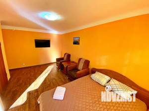 1-к квартира, посуточно, 38м2, 2/5 этаж