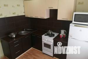 1-к квартира, посуточно, 35м2, 5/10 этаж