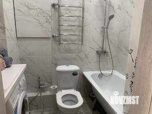 Студия квартира, посуточно, 34м2, 17/19 этаж