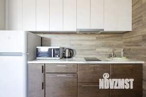 Студия квартира, посуточно, 42м2, 12/17 этаж