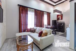 2-к квартира, посуточно, 53м2, 1/1 этаж