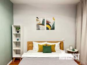 Студия квартира, посуточно, 29м2, 2/18 этаж