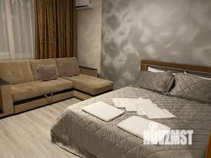 1-к квартира, посуточно, 40м2, 5/10 этаж