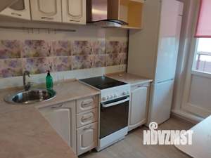 1-к квартира, посуточно, 40м2, 3/17 этаж