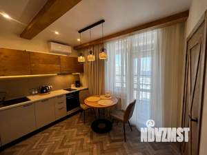 2-к квартира, посуточно, 40м2, 22/26 этаж