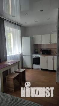 Студия квартира, посуточно, 32м2, 3/5 этаж