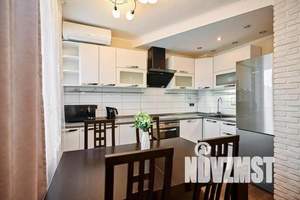 2-к квартира, посуточно, 59м2, 8/10 этаж