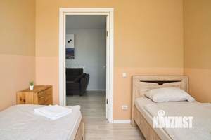 3-к квартира, посуточно, 47м2, 1/1 этаж