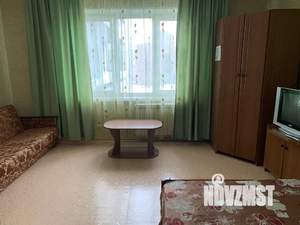 1-к квартира, посуточно, 35м2, 3/17 этаж
