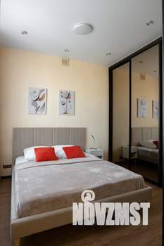 2-к квартира, посуточно, 45м2, 23/24 этаж