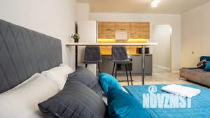 Студия квартира, посуточно, 40м2, 17/17 этаж