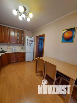 3-к квартира, посуточно, 82м2, 3/10 этаж