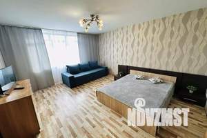 1-к квартира, посуточно, 42м2, 4/12 этаж