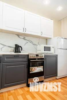 1-к квартира, посуточно, 38м2, 8/9 этаж