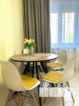 1-к квартира, посуточно, 60м2, 1/1 этаж