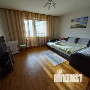 1-к квартира, посуточно, 42м2, 6/10 этаж