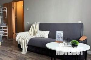 1-к квартира, посуточно, 38м2, 12/18 этаж