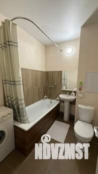 Студия квартира, посуточно, 32м2, 12/25 этаж