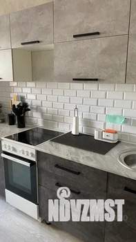 1-к квартира, посуточно, 41м2, 4/10 этаж