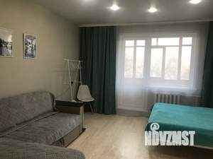 1-к квартира, посуточно, 38м2, 2/9 этаж