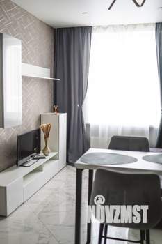 2-к квартира, посуточно, 38м2, 8/21 этаж