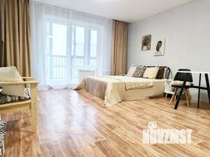 Студия квартира, посуточно, 38м2, 2/17 этаж