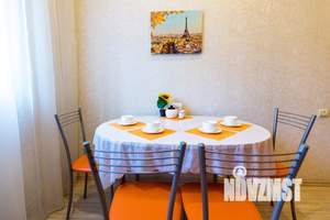 1-к квартира, посуточно, 58м2, 1/1 этаж