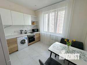 1-к квартира, посуточно, 54м2, 1/1 этаж