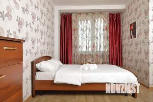 2-к квартира, посуточно, 60м2, 1/1 этаж