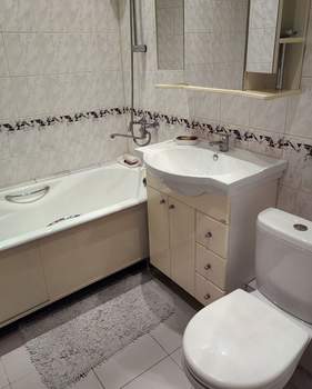1-к квартира, на длительный срок, 56м2, 5/10 этаж