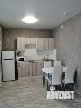 1-к квартира, посуточно, 32м2, 15/23 этаж