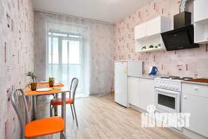 1-к квартира, посуточно, 42м2, 7/17 этаж