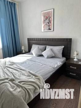 1-к квартира, посуточно, 47м2, 2/10 этаж