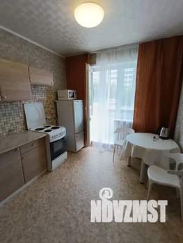 1-к квартира, посуточно, 40м2, 2/14 этаж