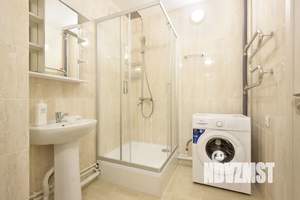 Студия квартира, посуточно, 32м2, 1/17 этаж