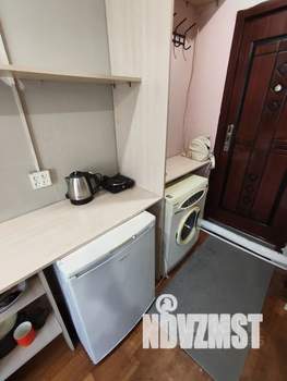 Студия квартира, посуточно, 18м2, 1/9 этаж