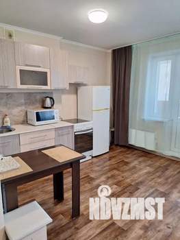 Студия квартира, посуточно, 36м2, 8/17 этаж