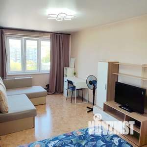 1-к квартира, посуточно, 49м2, 10/25 этаж