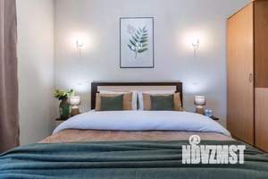 1-к квартира, посуточно, 65м2, 1/1 этаж