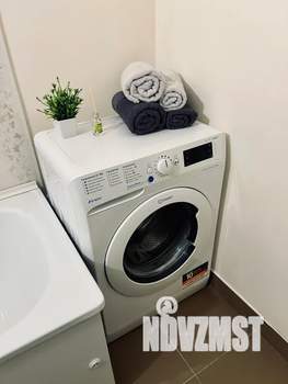 Студия квартира, посуточно, 32м2, 23/25 этаж