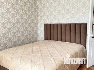 1-к квартира, посуточно, 40м2, 6/9 этаж