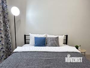 Студия квартира, посуточно, 30м2, 11/17 этаж