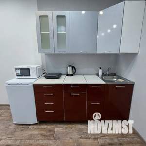 Студия квартира, посуточно, 26м2, 1/17 этаж