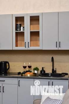 Студия квартира, посуточно, 40м2, 9/10 этаж