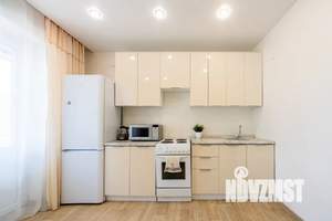 1-к квартира, посуточно, 40м2, 6/10 этаж