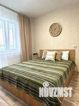 Студия квартира, посуточно, 25м2, 24/25 этаж