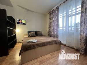 Студия квартира, посуточно, 32м2, 12/17 этаж