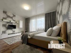 1-к квартира, посуточно, 42м2, 9/10 этаж