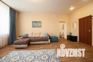 1-к квартира, посуточно, 382м2, 1/1 этаж